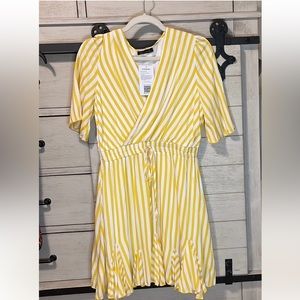 Spring / summer striped dress💛